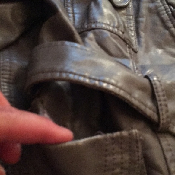 Jacket - Picture 7 of 8